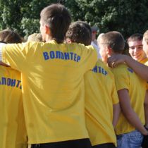 Веселая жизнь волонтера Евро-2012 в Харькове: посвящение, парад и фестиваль