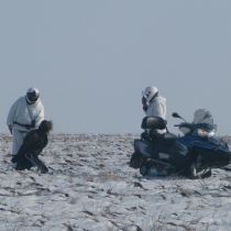 Пограничники на снегоходе Минобороны США под Харьковом ловили нарушителя (ФОТО)