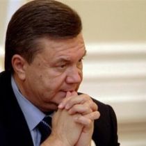Янукович отругал губернаторов за безынициативность: не нужно ждать указаний сверху