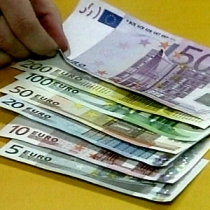 Курс валют от НБУ: евро потерял 5 копеек