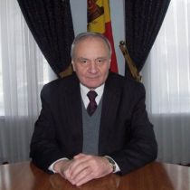 Молдавия с Президентом: парламент избрал главой страны Николая Тимофти