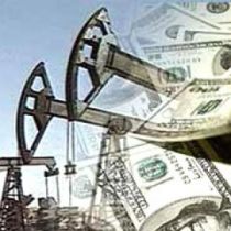 Мировая экономика снова на краю пропасти: виновата дорогая нефть 