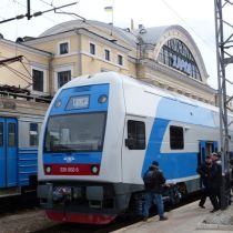 Суперсовременный поезд Шкода прибыл в Харьков (ФОТО)