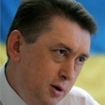 Мельниченко заявил, что ему предложили войти в первую пятерку избирательного списка