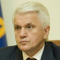 Литвин пообещал разобраться в ситуации с Тимошенко 