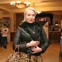 Журналистку Первого национального телеканала в центре Киева избили сотрудники ГАИ (ВИДЕО)