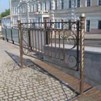 Вдоль Бурсацкого спуска установят забор (ФОТО)