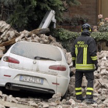 Землетрясение в Италии: число жертв выросло (ФОТО)