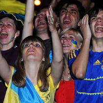 Путь болельщика с фан-зоны после матча Украина-Швеция или веселые автобусы