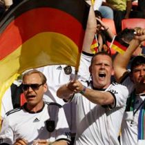 Полицейские из Германии будут следить за поведением немецких фанов на стадионе Металлист