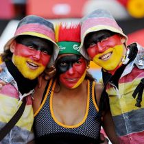 Сотне немецких ультрас запретили ехать на Евро-2012