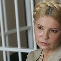 Тимошенко будет судиться с Януковичем из-за интервью Bloomberg