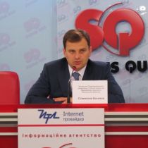 Косинов станет соперником Бережной на парламентских выборах