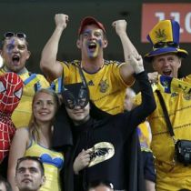 На матче Украина-Англия фанаты перекричали Ниагарский водопад 