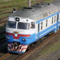 Новая услуга от Укрзалiзницi: в поезде можно провезти автомобиль
