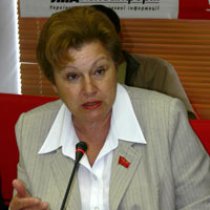 Александровская назвала двух кандидатов в нардепы по харьковскому округу