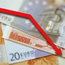 Межбанковский евро снова рухнул вниз