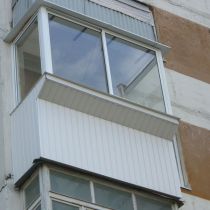 Парень приехал в Харьков к родственникам и выпал с балкона седьмого этажа