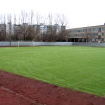 К новому учебному году десять школ Харькова получат современные стадионы