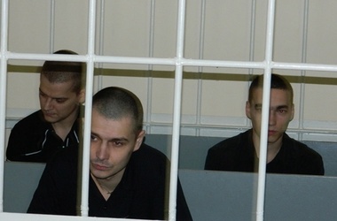 Суд над убийцами Оксаны Макар: подсудимые боятся народного гнева
