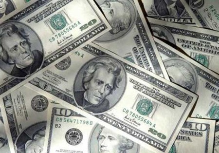Курсы валют в Харькове: доллар остановился в росте