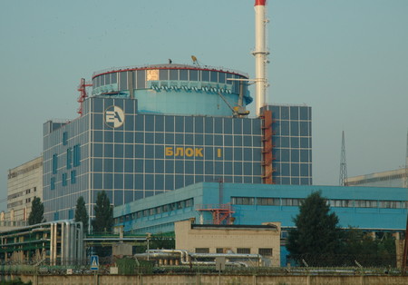 Янукович обещает Турбоатому крупный подряд на Хмельницкой АЭС