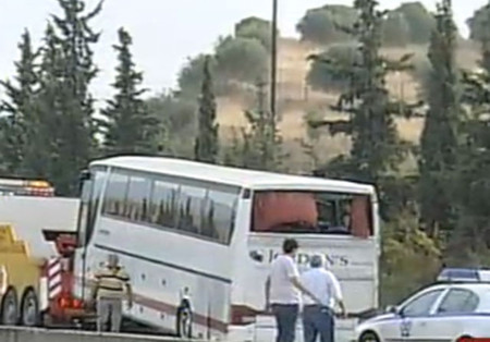 Российские туристы попали в ДТП в Греции: есть погибшие и раненые (ФОТО)