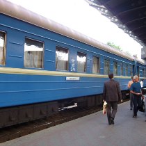 В поезде Луганск-Киев появился вагон для жителей Харьковщины