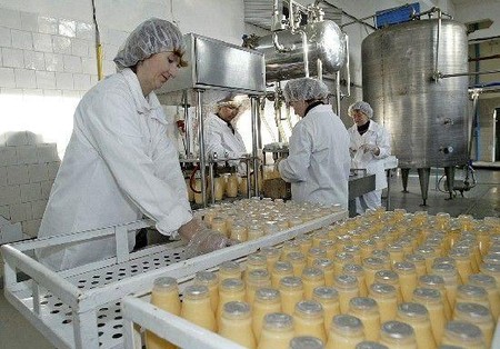 Почему украинские молоко и мясо не пускают в Россию