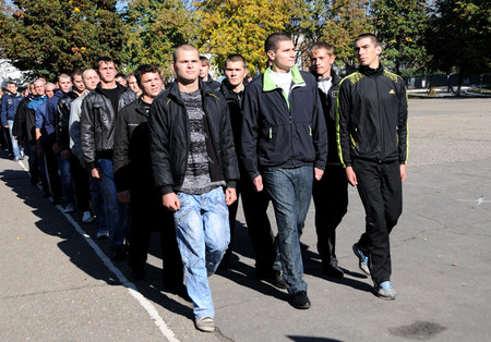 Торжества по случаю отправки первой команды юношей для прохождения срочной военной службы в Отдельном полку Президента Украины