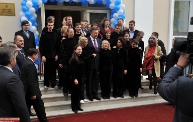 Янукович обещает снять с должности некоторых губернаторов