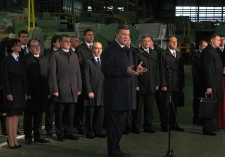 Янукович в Харькове встретился с коллективом Турбоатома (ФОТО)