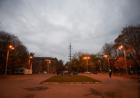 На окраине Харькова засиял огнями парк