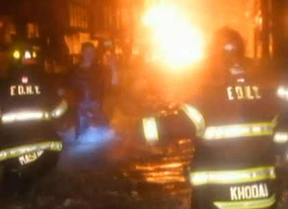 В затопленном Нью-Йорке начался пожар (ФОТО, ВИДЕО)