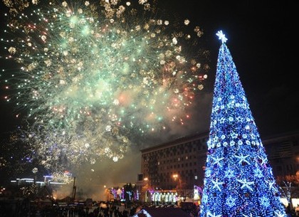 Новогодняя елка на площади Свободы засияет ярче, чем в прошлом году