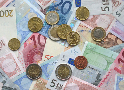Курс валют от НБУ: евро подешевел