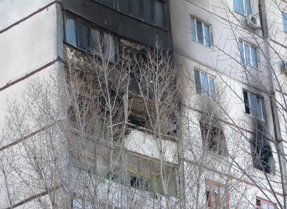Янукович поручил Азарову и Добкину обеспечить помощь жителям разрушенного дома