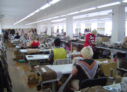 Налоговики накрыли в Харькове крупный швейный цех