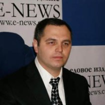 Янукович уволил Портнова из Администрации Президента