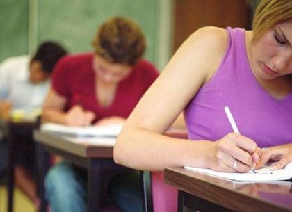 Учебный год в Харькове: когда будут проходить экзамены, выпускные и каникулы