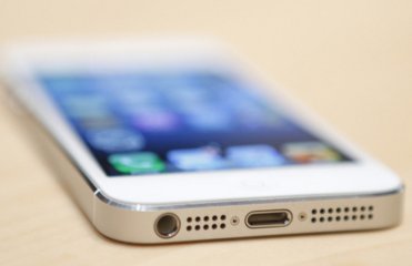 iPhone 5 потерял лидерство потребительских симпатий