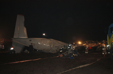 Крушение Ан-24: количество жертв растет, самолет раздавил местного жителя