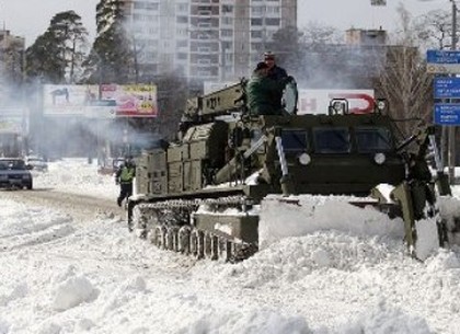 Киев в снежном плену (ФОТО, ВИДЕО)