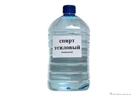 У Азарова придумали, чем занять харьковские спиртзаводы