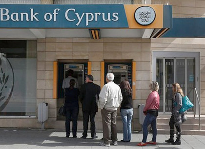 Банки Кипра открылись