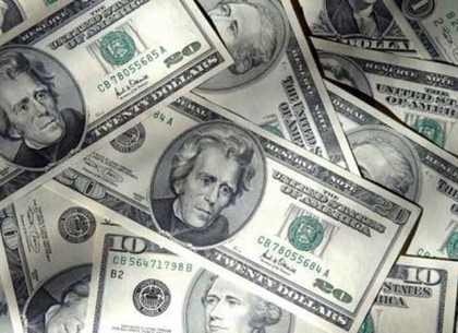 В харьковских обменках начал дорожать доллар