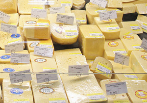 Таможенный союз поднимает ввозные пошлины на сыр и молоко (СМИ)