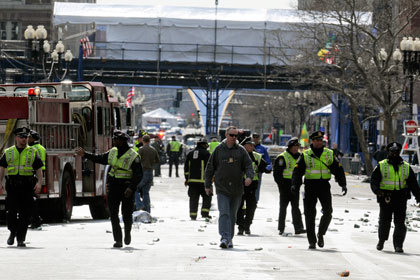 Взрывы в Бостоне: полиция задержала подозреваемого