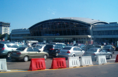 Неизвестный заминировал киевский аэропорт: в Борисполе бомбу не нашли