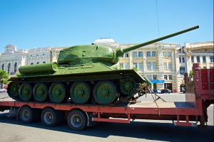 В центр Харькова вернутся танки